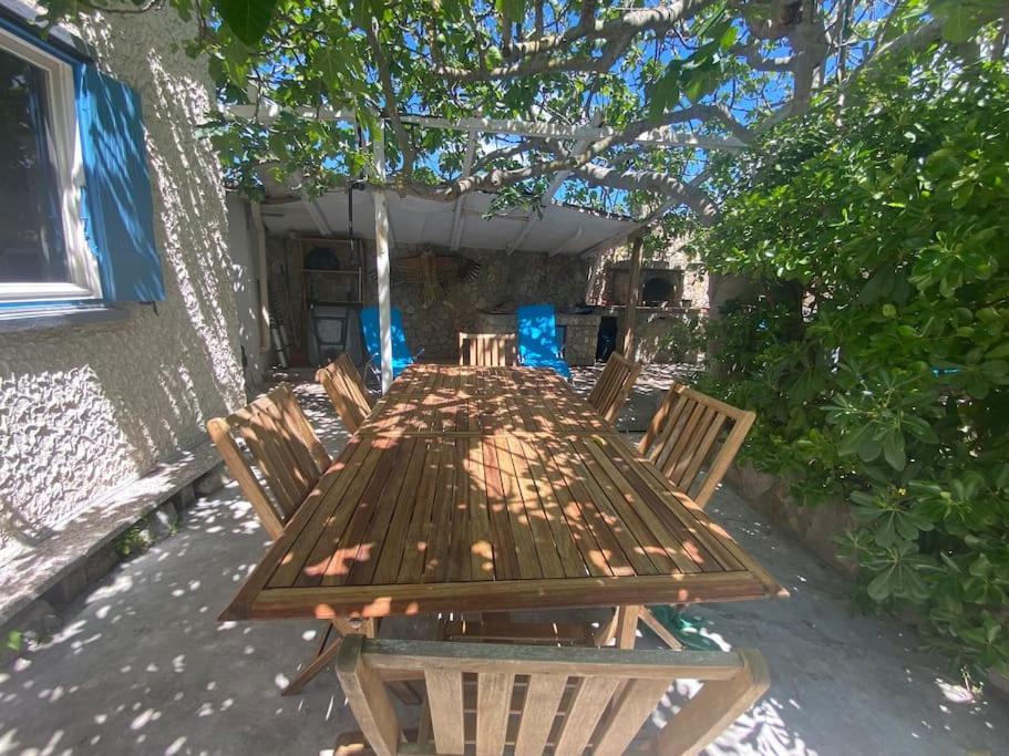 A L'Ombre Du Figuier ! Maisonnette Jardin / Parking / Proche Mer Frontignan Exterior photo